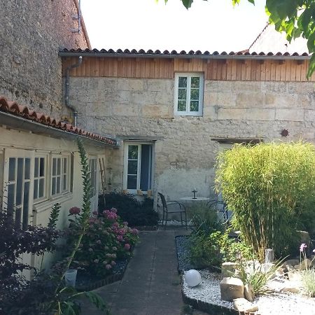 Appartement Le Petit bois à Niort Extérieur photo