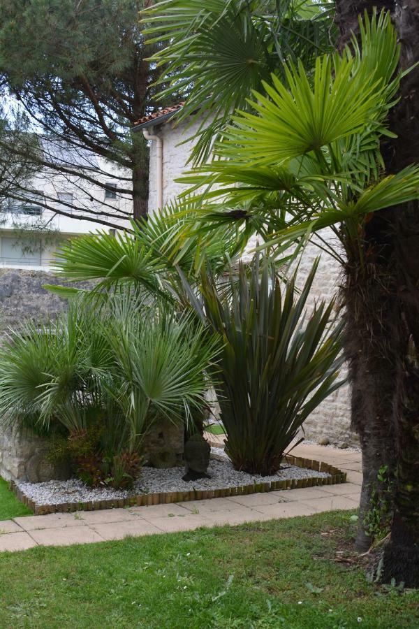 Appartement Le Petit bois à Niort Extérieur photo